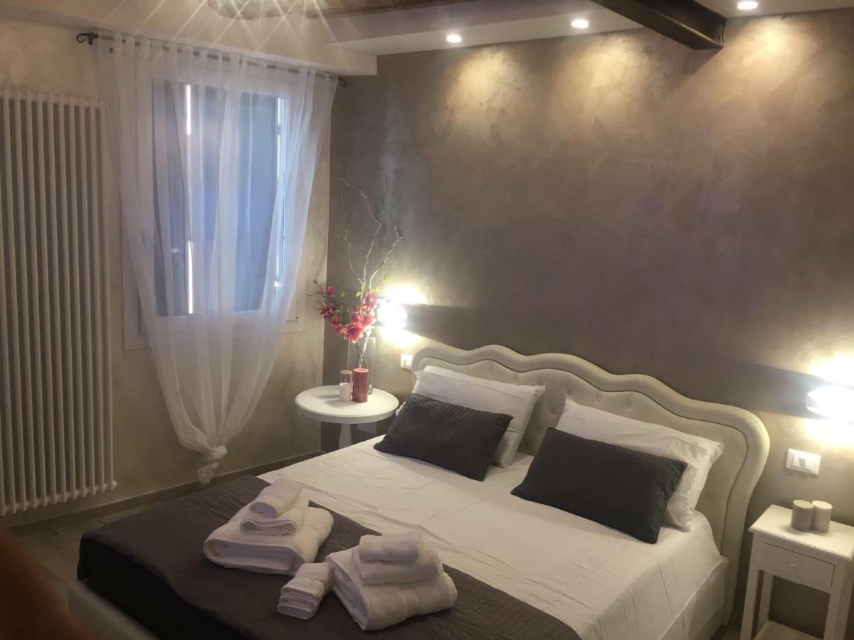 Ca Del Pape Apartment เวนิส ภายนอก รูปภาพ