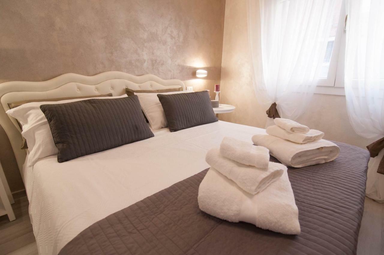 Ca Del Pape Apartment เวนิส ภายนอก รูปภาพ